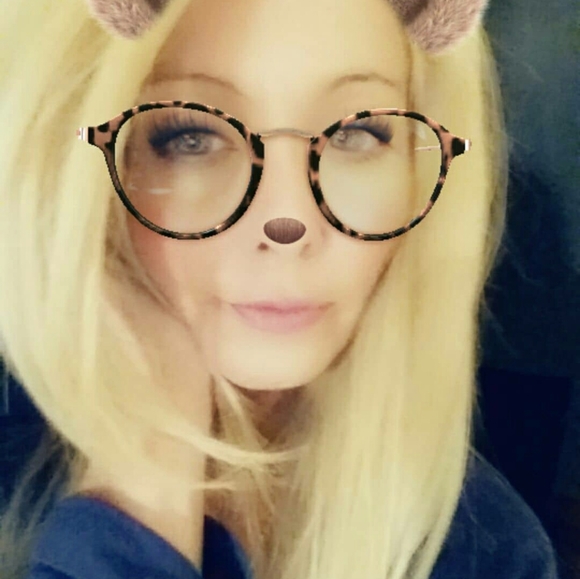 Meet your Posher, Mark - Picture 2 of 2